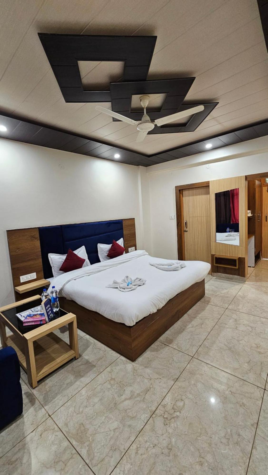 Green View Hotel And Restaurant McLeod Ganj Zewnętrze zdjęcie