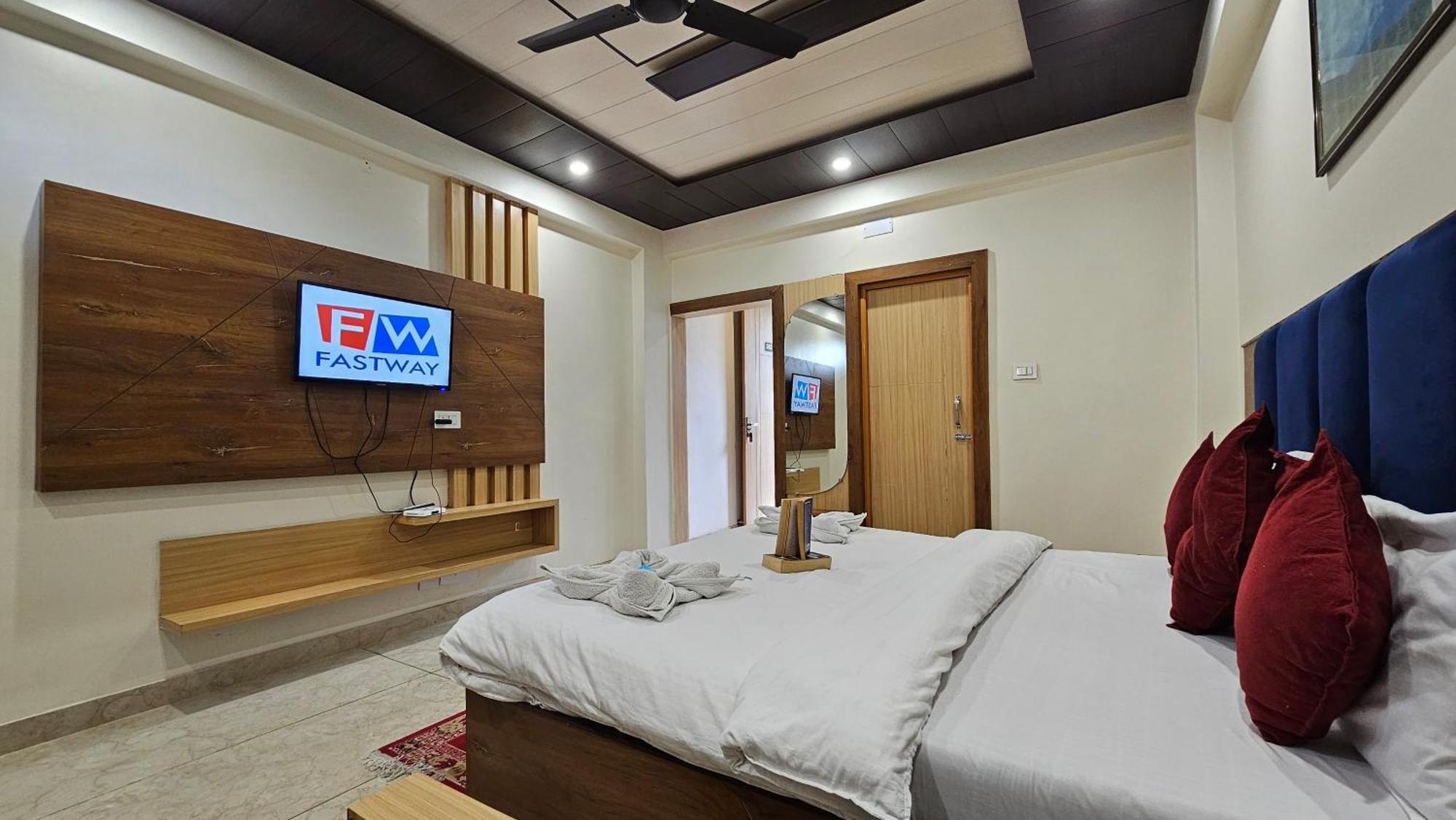 Green View Hotel And Restaurant McLeod Ganj Zewnętrze zdjęcie