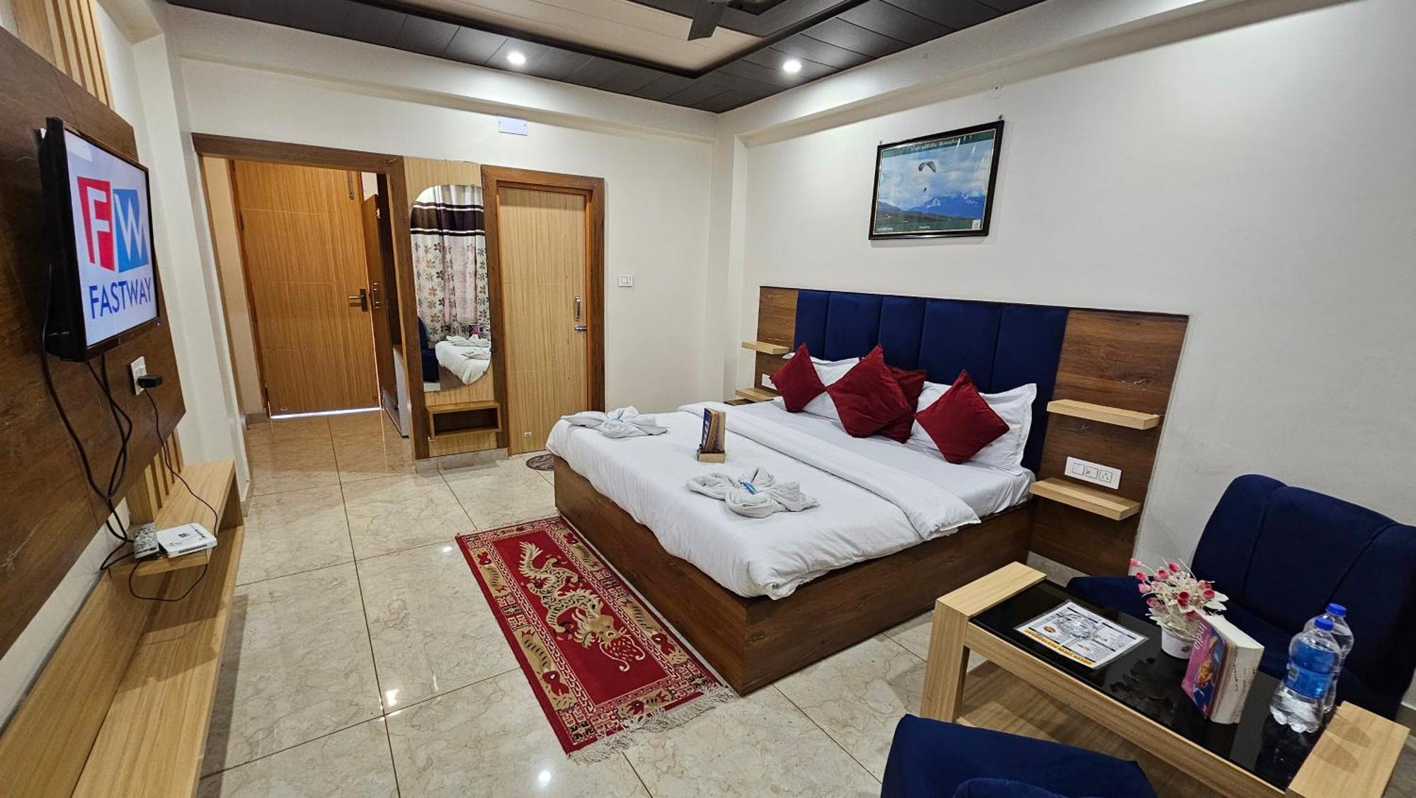 Green View Hotel And Restaurant McLeod Ganj Zewnętrze zdjęcie